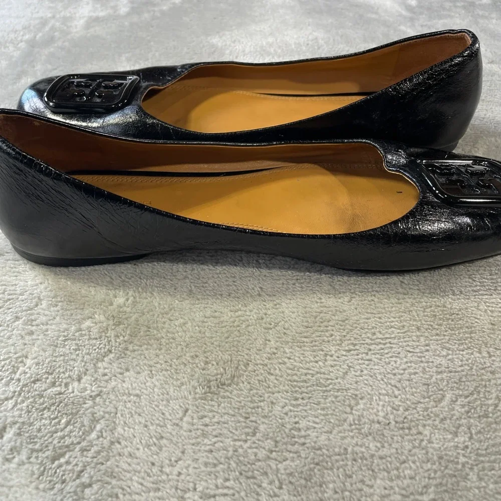 Tory Burch Claire Ballet Flats Womens‎ 9.5 Black Leather Square Toe Enamel Logo